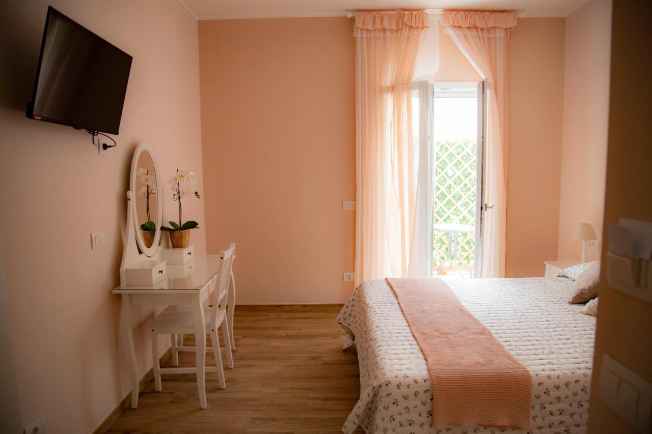 Il Granello Bed & Breakfast Fiumicino Exterior photo